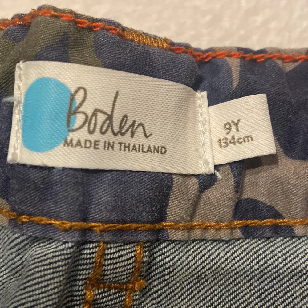 BODEN Size 9Y Blue Jeans - Picture 2 of 11